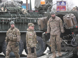 NATO karavīri Rīgā. Foto: Gints Ivuškāns, F64