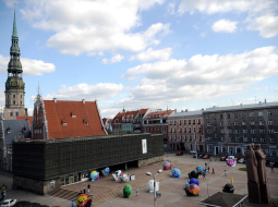 Latvijas Okupācijas muzeja ēka Latviešu strēlnieku laukumā - dārga zeme, dārga vieta, par ko cīnīties arhitektiem. Foto: Evija Trifanova, LETA