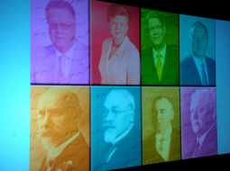 Prezentācijas materiāls diskusijā par Valsts prezidenta institūcijas un personības lomu Latvijas sabiedrībā. Foto: Ieva Lūka, LETA