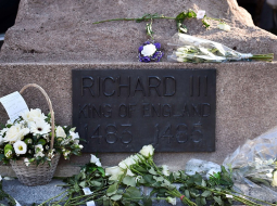 Piemiņas zīme karalim Ričardam III. Foto: AFP/LETA