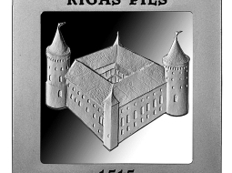 Monēta "Rīgas pilij - 500". Publicitātes foto
