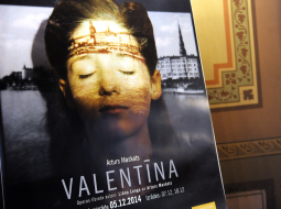 Operas "Valentīna" afiša. Foto: Ieva Lūka, LETA