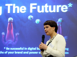 MTG vadītāja Baiba Zūzena piedalās 3.starptautiskajā "Baltijas Zīmolu konferencē 2015", kuras tēma ir "Digitālā revolūcija. Kā zīmoli uzvar vai cīnās". Foto: Evija Trifanova, LETA