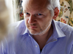 "Wikileaks" dibinātājs Džūljens Asanžs/ Foto: TT NYHETSBYRÅN/LETA