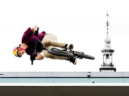 BMX braucējs. Foto: EPA/LETA