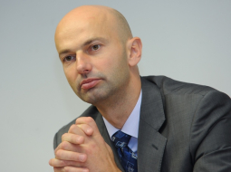 Valsts kancelejas direktors Jānis Citskovskis plāno reorganizēt mazās valsts iestādes. Foto: Evija Trifanova, LETA