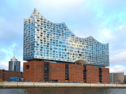 2017_08_elegantes-hotel-in-hamburg-jetzt-44-guenstiger.jpg