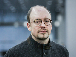 Deniss Hanovs.