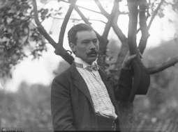 Janis Rozentāls. Publicitātes foto