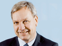 Larss Tūsens: «Esmu ļoti spītīgs. Man nepatīk zaudēt. Kad investē jaunā biznesā, ir jāpieņem, ka dažreiz lietas noiet greizi»