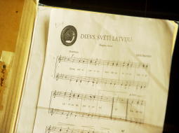 Himnas "Dievs, svētī Latviju" notis. Foto: Edijs Pālens, LETA.