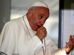 Pāvests Francisks preses konferences laikā vizītē Polijā. Foto: Reuters/LETA
