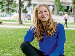 Arta Jēkabsone.