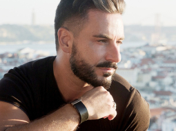 Portugāļu dzejnieks un komponists Telmo Pirešs. Publicitātes foto