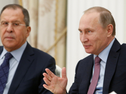 Sergejs Lavrovs un Vladimirs Putins. Foto: Sergei Karpukhin, REUTERS/LETA.