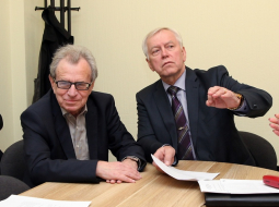 ''Saskaņas'' pārstāvis Sergejs Dolgopolovs (no kreisās) un ZZS līderis Augusts Brigmanis. Foto: Ieva Čīka, LETA
