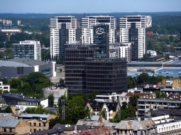Skanstes  ielas rajons ar augstceltnēm. Foto: Ieva Čīka, LETA