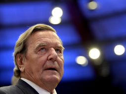 Gerhards Šrēders. Foto: EPA/LETA