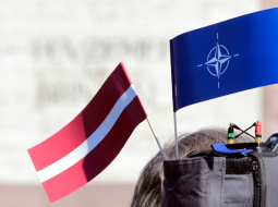 2017_09_20140329_nato_10_18.jpg