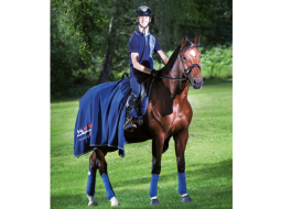 «Ir jāsāk ar sevi strādāt, nevis jāļauj to darīt apkārtējiem. Ir jāzina, uz ko tiekties. Jāgrib savā labā kaut ko darīt. Daži to negrib, jo negrib neko. Man nebija citu variantu — vai nu jāt, vai sēdēt mājās,» saka Rihards.