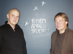 Divi no Film Angels Studio līdzīpašniekiem:  izpilddirektors Ivo Ceplevičs (pa kreisi)  un režisors Jānis Kalējs. Foto — Jānis Saliņš, F64