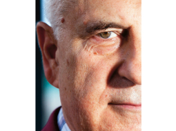 «Agrāk šaušana puikām bija kaut kas «super!». Mani apskauda visa Daugavpils, pats jutos kā izredzētais. Tagad dators aizstāj visu.»