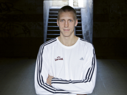 Foto — Jānis Saliņš, F64