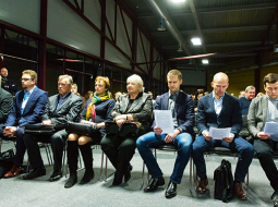 Zolitūdes traģēdijā apsūdzētie: Inna Šuvajeva (no kreisās), Mārtiņš Draudiņš, Ivars Sergets, Andris Gulbis, Aija Meļņikova, Marika Treija, Staņislavs Kumpiņš, Andris Kalinka un Jānis Balodis.