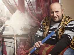 Ēģiptiešu uzņēmējs Abdu Nenā: «Mājas ir tur, kur ģimene, tāpēc man jārunā latviski.»