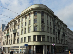 LNB vecā ēka K. Barona ielā 14. 
