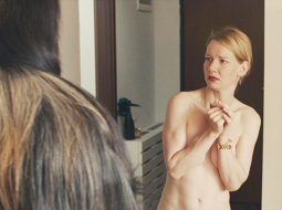 Toni Erdmann (rež. Marena Ade) ir asprātīga humora un sirsnīgas smeldzes caurstrāvots tēva un meitas attiecību portrets.