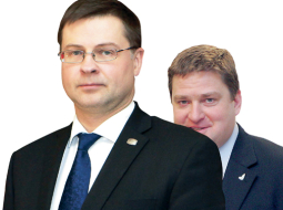 Dzintars Zaķis esot galvenais aizkulišu sarunu vedējs Saeimā, nodrošinot politisko atbalstu eiro ieviešanai.