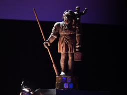 Nacionālā filmu festivāla "Lielais Kristaps" balvas statuete. Foto: Edijs Pālens, LETA