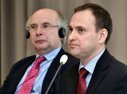 Mārtiņš Mits (no labās). Foto: Renāte Briede, LETA