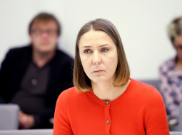 Žurnāliste Indra Sprance Saeimas parlamentārās izmeklēšanas komisijā. Foto: Ieva Leiniša, LETA