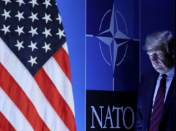 ASV prezidents Donalds Tramps NATO samitā Briselē. Foto: Reuters/LETA