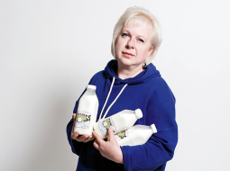 Ilvija Jakovina, z/s Veckūkuri saimniece.
Foto — Ieva Salmane