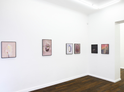 Careva Contemporary
Baznīcas iela 9-11, Rīga
Līdz 15. decembrim — Ivars Grāvlejs
Janvārī — Elīna Vītola
Carevacontemporary.com