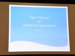 Rīgas domē notiek Skanstes tramvaja līnijas izbūves sabiedriskā apspriešana. Foto: Zane Bitere, LETA