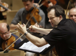 Andris Nelsons diriģē Bostonas simfonisko orķestri. Foto: AP/Scanpix