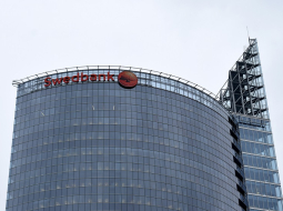 "Swedbank" Centrālā ēka Balasta dambī. Foto: Artūrs Ķipsts, LETA