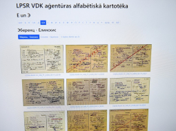 Daļa no bijušās Valsts drošības komitejas (VDK) dokumentiem jeb tā dēvētajiem "čekas maisiem" publiskota interneta vietnē "kgb.arhivi.lv". Foto: Paula Čurkste, LETA