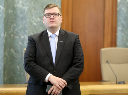 Vides aizsardzības un reģionālās attīstības ministrs Juris Pūce Ministru kabinetā. Foto: Paula Čurkste, LETA
