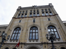 Latvijas Universitātes centrālās ēkas fasāde. Foto: Zane Bitere, LETA