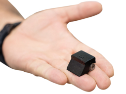Pasaules čempions — nano sumo robots Bug.
Foto — Kristīne Madjare