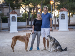 Linda Svilāne un Jānis Melderis, pārcelšanās un nekustamā īpašuma konsultanti. Publicitātes foto