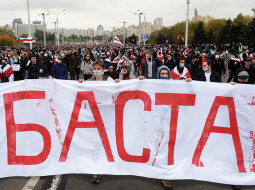 Studentu protesta gājiens Minskā 25. oktobrī.
Foto — Scanpix