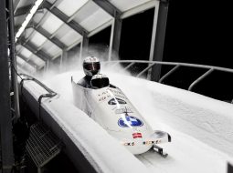 Latvijas bobslejisti Oskars Ķibermanis un Matīss Miknis piedalās IBSF Pasaules kausa posmā bobslejā Siguldas bobsleja un kamaniņu trasē. Foto: LETA
