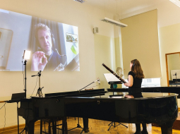 Mūzikas pedagoģija darbībā. Foto: Jānis Porietis
