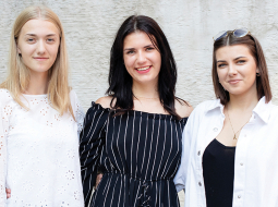 Jaunās uzņēmējas: Agnese Aizpuriete, Paula Stradiņa un Anete Marta Bukovska.
Foto — Kristīne Madjare